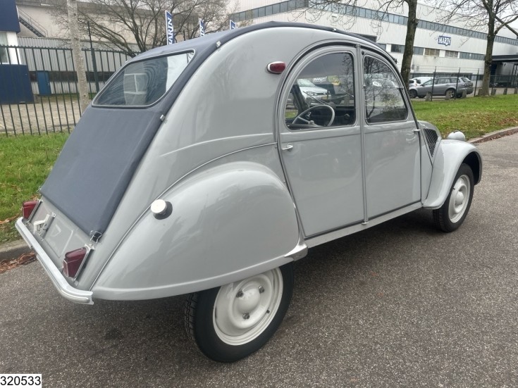 Citroën 2CV