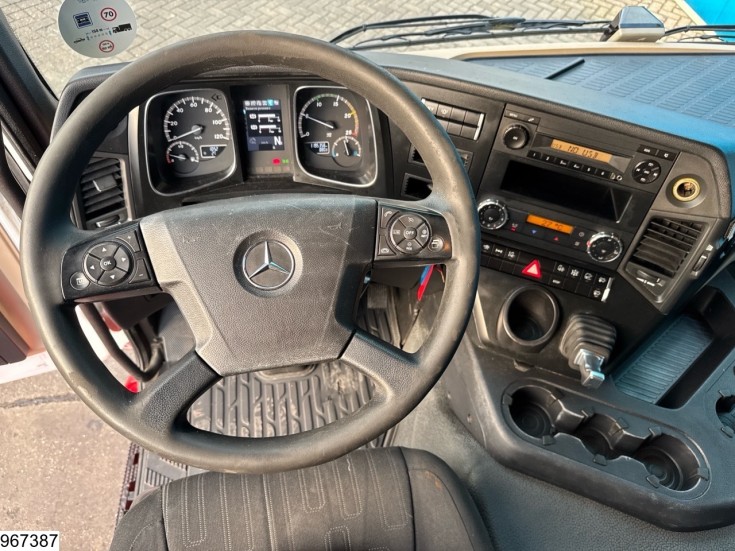 Mercedes Actros 1843