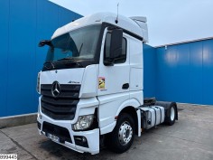 Mercedes Actros 1842