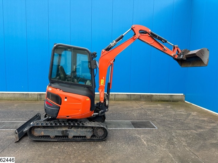 Kubota U 27