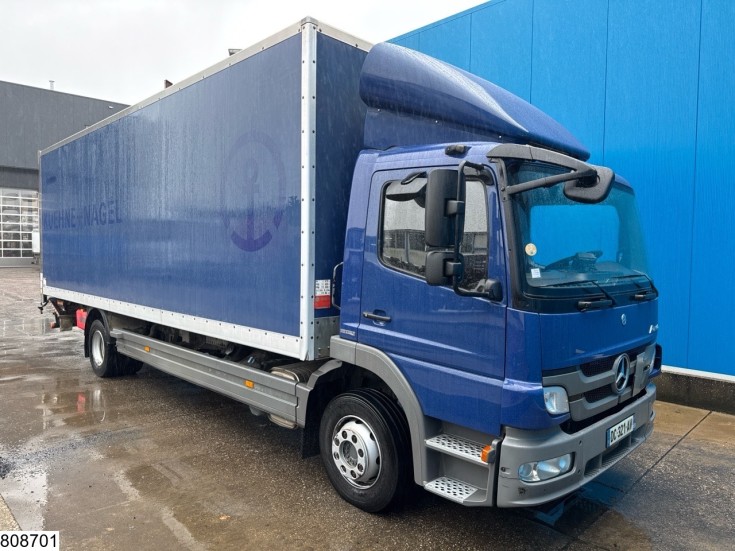 Mercedes Atego 1218