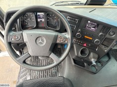 Mercedes Actros 1843