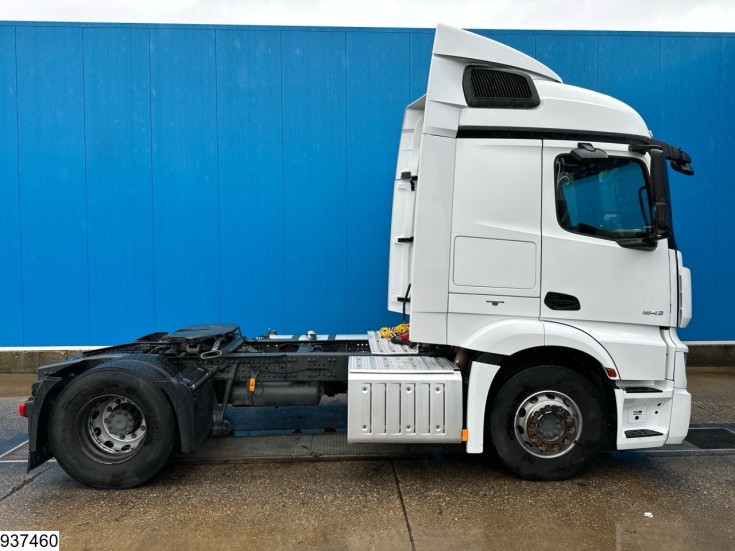 Mercedes Actros 1843
