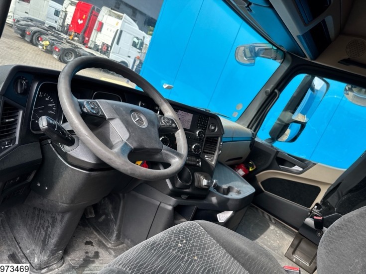 Mercedes Actros 1843