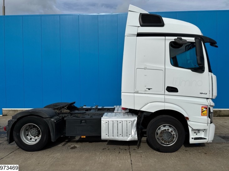 Mercedes Actros 1843