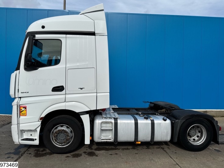 Mercedes Actros 1843