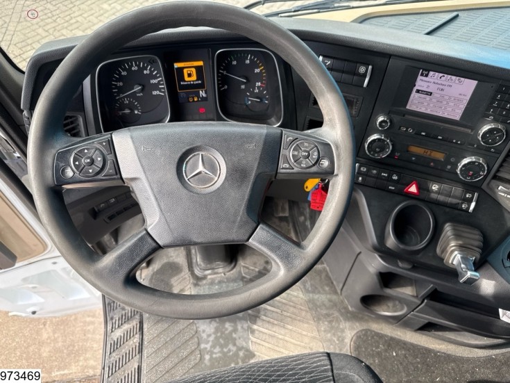 Mercedes Actros 1843