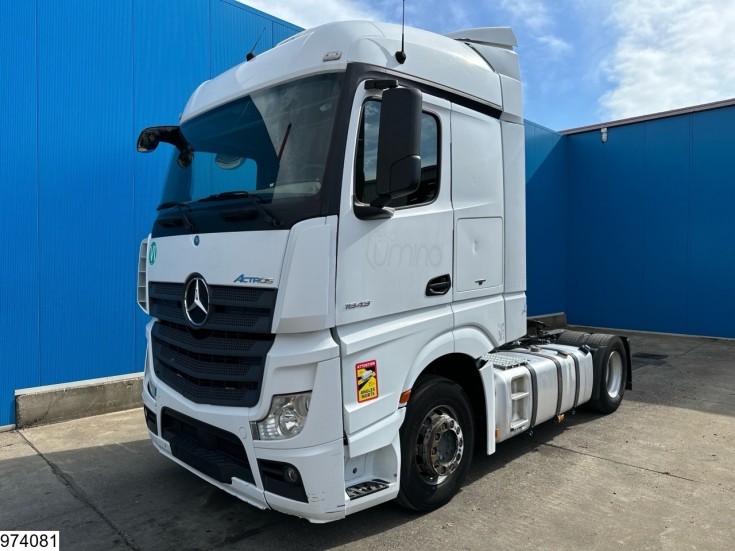 Mercedes Actros 1843