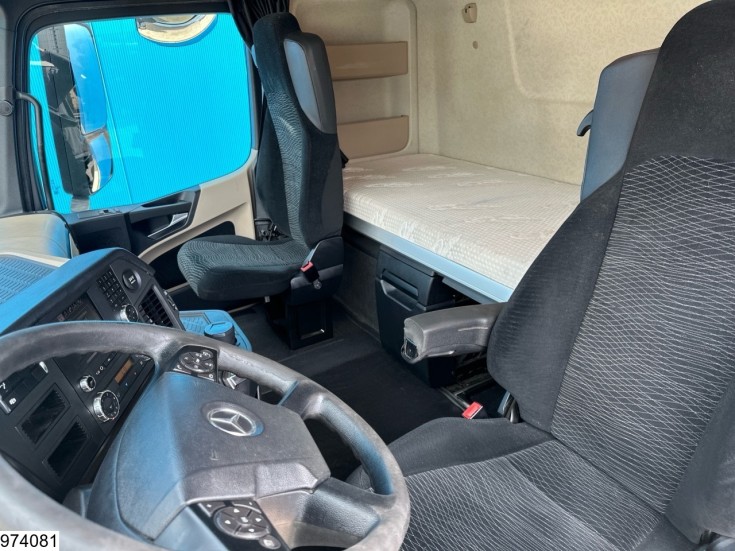 Mercedes Actros 1843