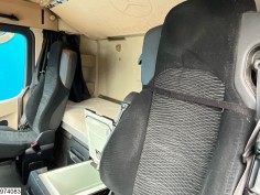 Mercedes Actros 1843