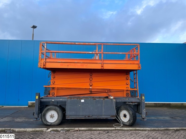 JLG 245-25