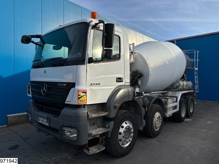 Mercedes Axor 3240