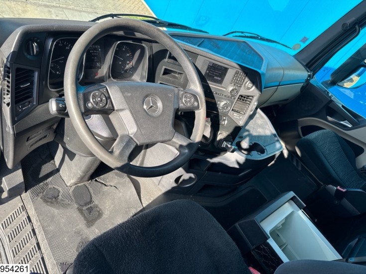 Mercedes Actros 1845