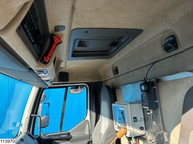 Renault Premium 270