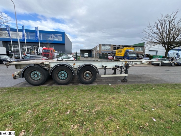 Fruehauf Chassis