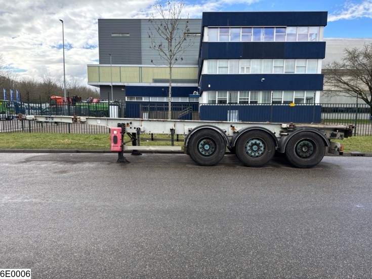 Fruehauf Chassis