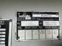 Lecitrailer gesloten bak